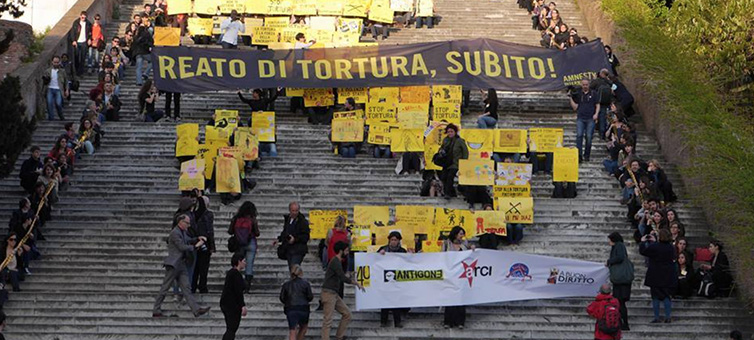 Il reato di tortura: quel reato che in Italia non deve esistere
