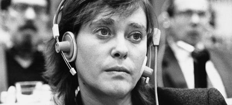 “Un vuoto dove passa ogni cosa”: politica, letteratura e vita